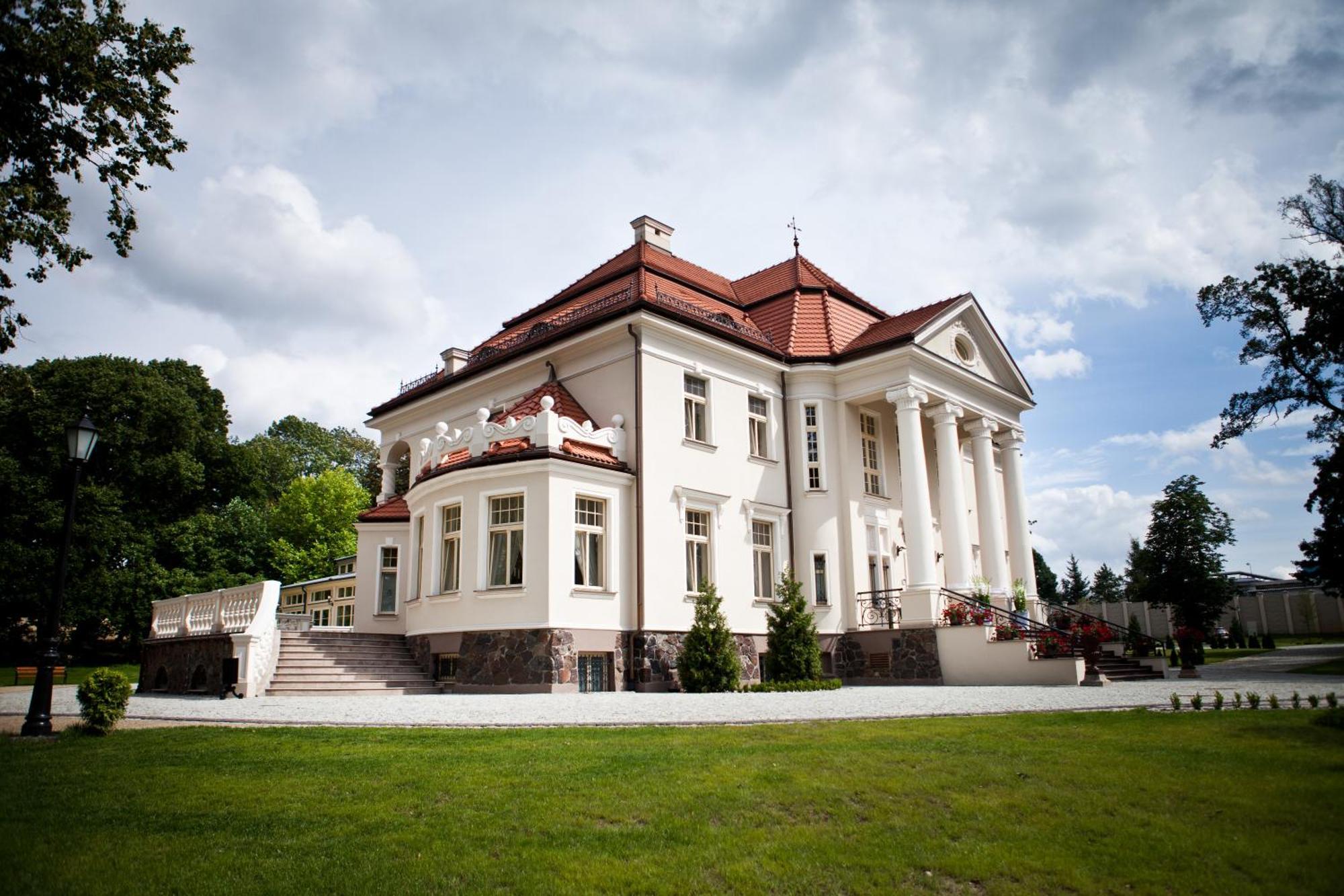 Palac Tlokinia Kaliszki 外观 照片