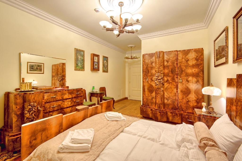 Palac Tlokinia Kaliszki 客房 照片